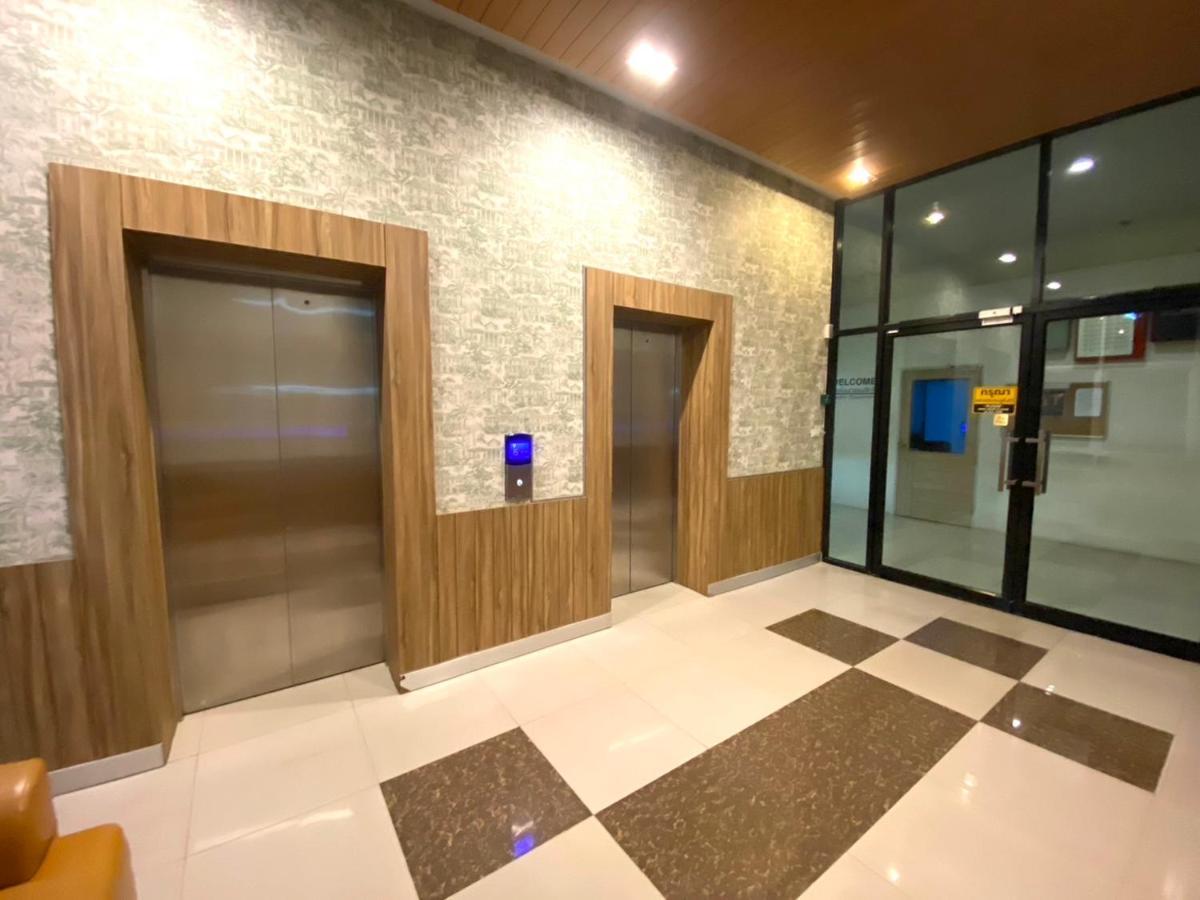 Sea Ville Grand Pattaya Джомтиен Бийч Екстериор снимка